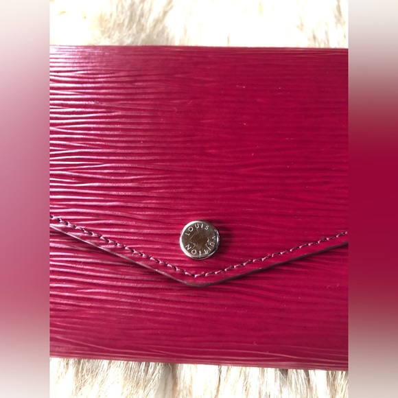 Louis Vuitton Epi Portefeuille Sarah Wallet - Picture 2 of 15